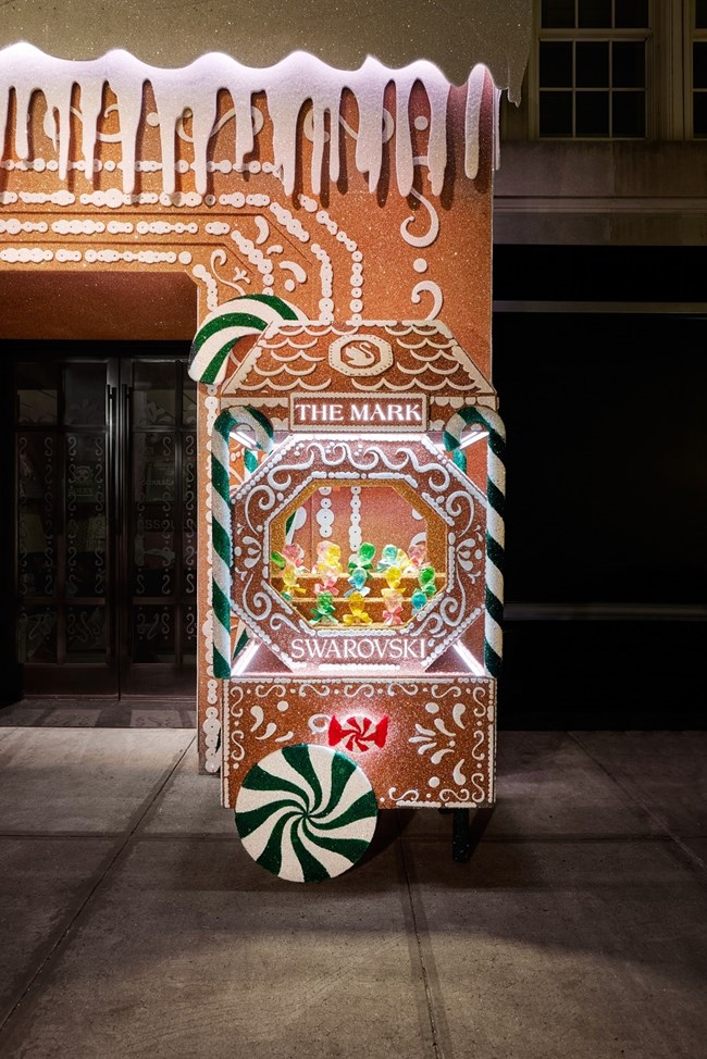 Το μαγικό ραβδί της Swarovski χαρίζει γιορτινή λάμψη στο διάσημο ξενοδοχείο The Mark της Νέας Υόρκης