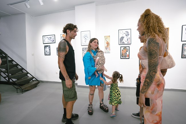 Womanity: 54 Ελληνίδες tattoo artists γιορτάζουν τη θηλυκή πλευρά της δερματοστιξίας στην HeartbeatInk Gallery