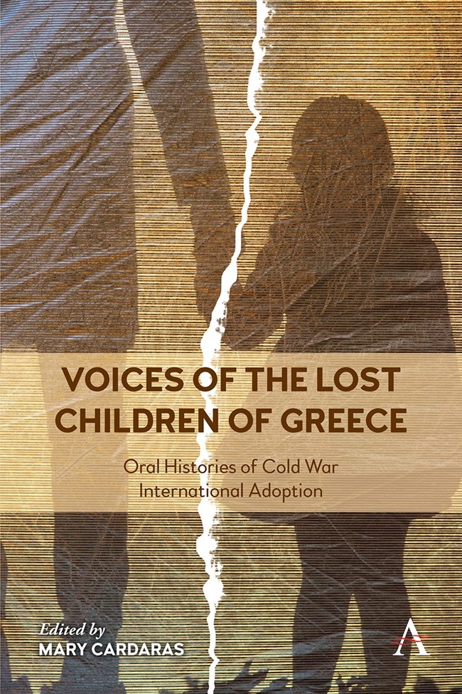 Θεσσαλονίκη: Τα "χαμένα" παιδιά που υιοθετήσαν από την Ελλάδα στην Αμερική αναζητούν την ελληνική ταυτότητα που τους στέρησαν