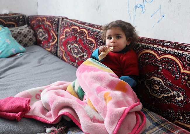 Κοριτσάκι 18 μηνών ανασύρθηκε ζωντανό στη Συρία, δεν τα κατάφεραν τα δύο της αδέρφια και η έγκυος μητέρα της
