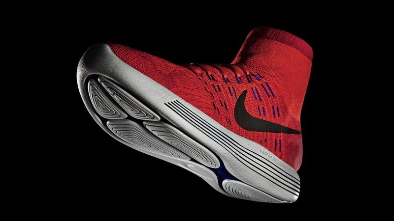 Το μέλλον του τρεξιματος ανήκει στα νέα αθλητικά Nike στο σχέδιο LunarEpic Flyknit 
