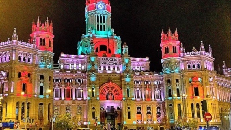 Ταξίδια μέσω εικόνων: Η Μαδρίτη στόλισε - η ζωή συνεχίζεται  