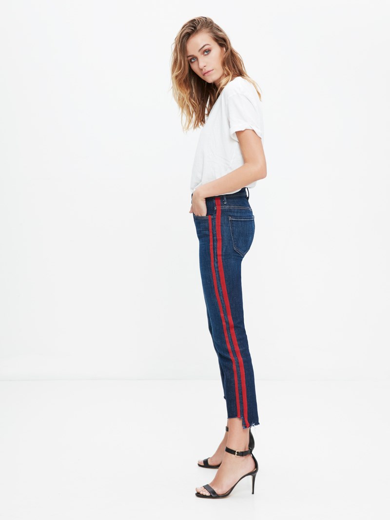 Γιατί όλες οι γυναίκες ενθουσιάστηκαν με αυτό το καινούργιο trend στα τζιν παντελόνια; 