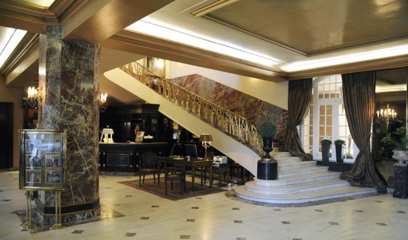 Ιστορικά ξενοδοχεία της Αθήνας που έχουν βάλει λουκέτο