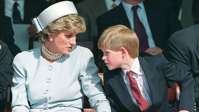 Όταν ο πρίγκιπας Χάρι ήταν παιδί, ο σωματοφύλακας της Νταϊάνα κρυφάκουσε μια προφητική ατάκα του