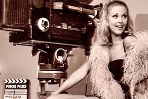 66 χρόνια πριν: Η Ζωή Λάσκαρη με μαγιό στον διαγωνισμό "Μις Υφήλιος" στην Καλιφόρνια