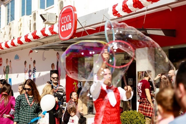 Cool club: O fashion προορισμός για τα παιδιά μόλις απέκτησε ένα mega store