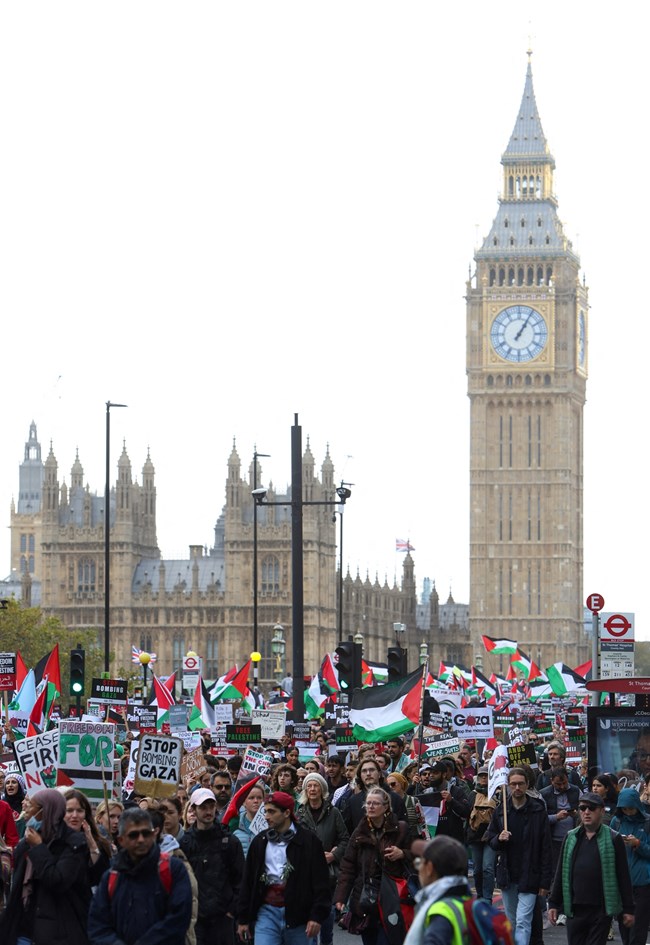 Διαδηλώσεις σε Ευρώπη, Ασία και Μ. Ανατολή για κατάπαυση του πυρός στη Γάζα- σαρωτική πορεία στο Λονδίνο