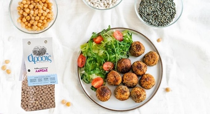 Καλοκαιρινή διατροφή με όσπρια: Γιατί δεν πρέπει να λείπουν από το καθημερινό μενού σου αυτή την εποχή;