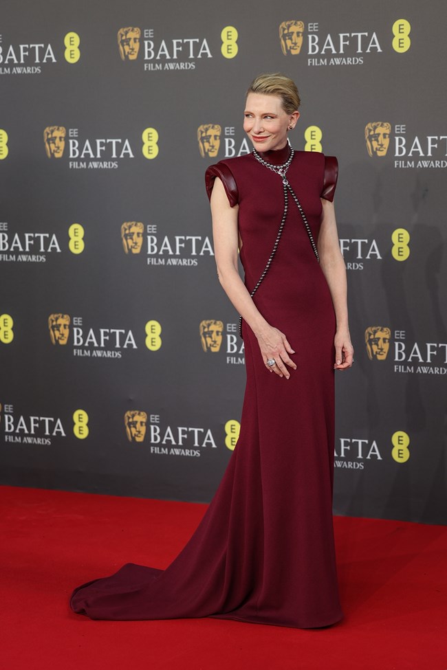 Κέιτ Μπλάνσετ: Η υπέρκομψη εμφάνισή της στα BAFTA 2024 έκρυβε ένα δυνατό μήνυμα