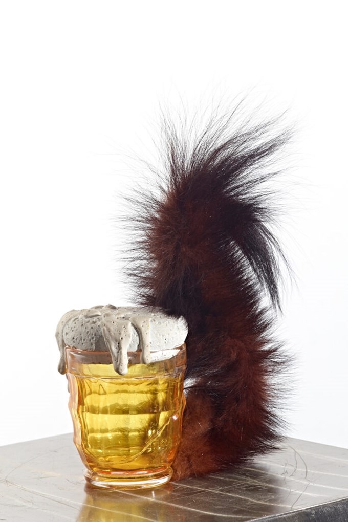Squirrel, Méret Oppenheim