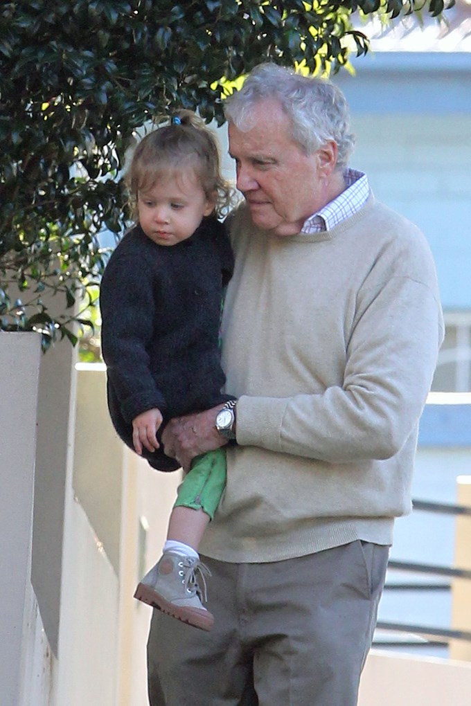 Ο μυστηριώδης θάνατος του πατέρα της Νικόλ Κίντμαν, Άντονι, που πέθανε υπό σκοτεινές συνθήκες