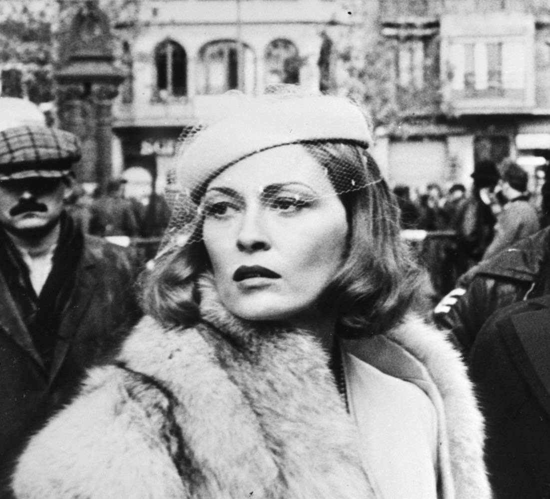 Φέι Ντάναγουεϊ: "Ο Μαστρογιάννι ήταν ο έρωτας της ζωής μου" ομολογεί στο νέο της ντοκιμαντέρ