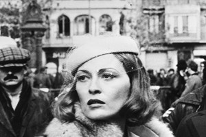 Φέι Ντάναγουεϊ: "Ο Μαστρογιάννι ήταν ο έρωτας της ζωής μου" ομολογεί στο νέο της ντοκιμαντέρ