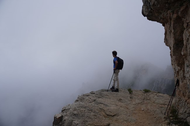 Από την Παταγονία ως την Αλάσκα με μια παλιά μοτοσυκλέτα και ένα βανάκι