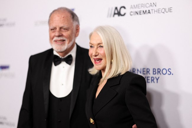 Έλεν Μίρεν: Η "βασίλισσα" βραβεύτηκε για τη συνολική της προσφορά στον κινηματογράφο