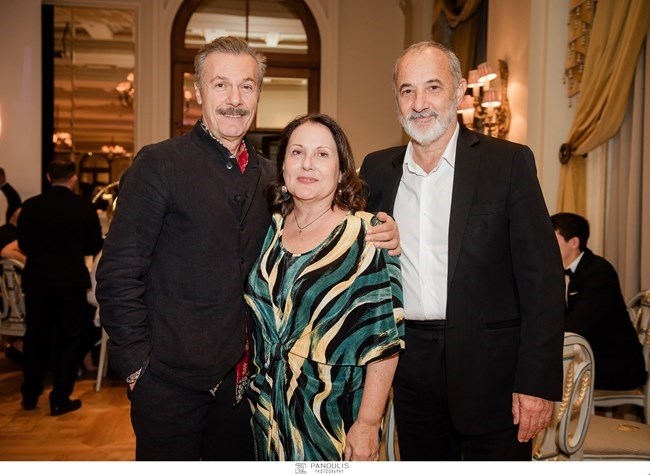 χρυσοί σκούφοι