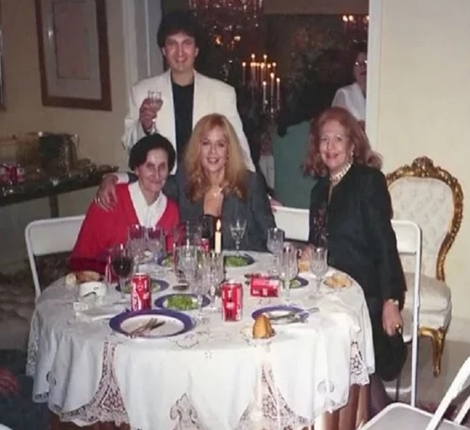 Αλίκη Βουγιουκλάκη