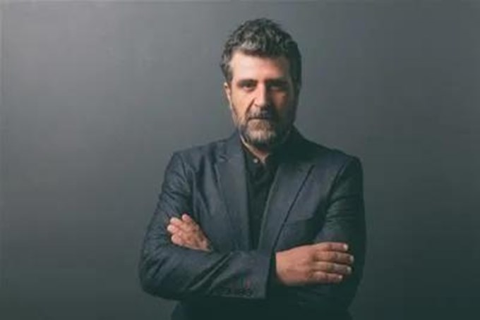 Κάντε αυτό που ξέρετε καλύτερα. Ζήστε!