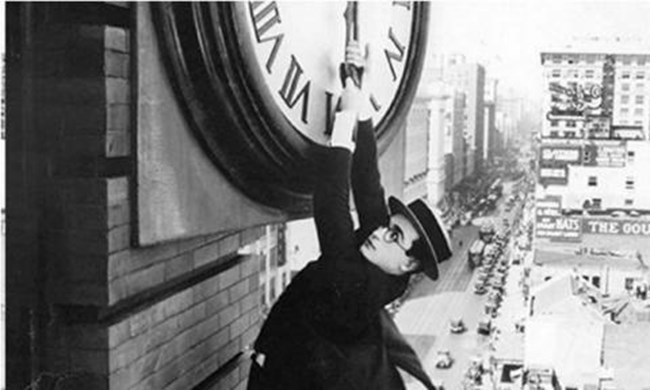 Το πιο εντυπωσιακό χριστουγενιάτικο δέντρο όλων των εποχών ανήκει σε έναν διάσημο σταρ