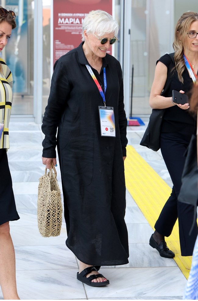 Γκλεν Κλόουζ: Η 8 φορές υποψήφια για Όσκαρ ηθοποιός με boho διάθεση στην Αθήνα