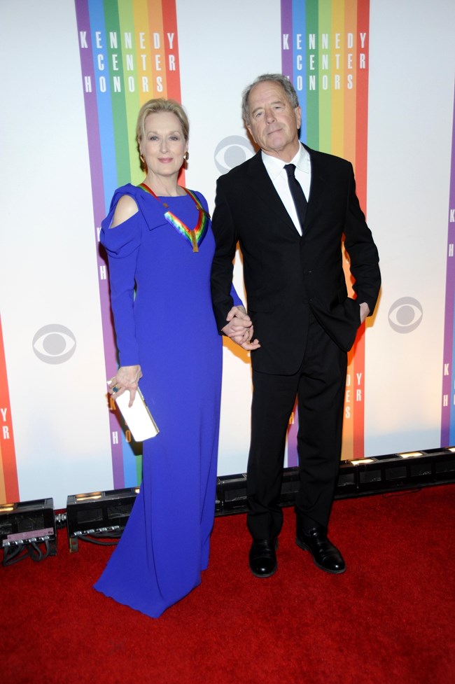 Μπορεί ένα ζευγάρι να χωρίσει μετά από 45 χρόνια γάμου; Η Μέριλ Στριπ και ο σύζυγός της λένε πως "ναι-μπορεί"