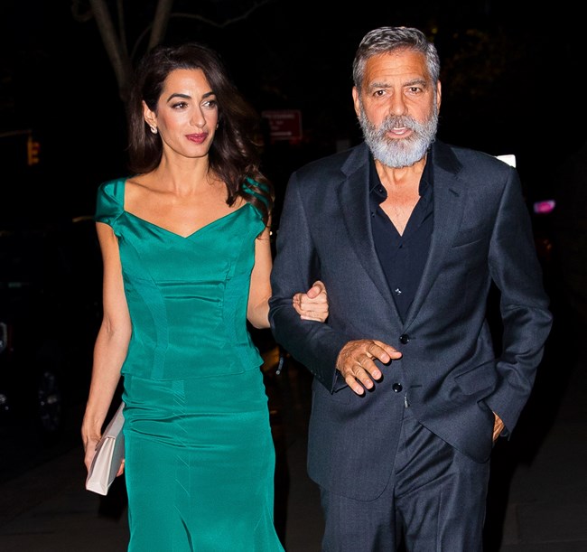 Ματ Ντέιμον, σου ταιριάζουν εξαιρετικά τα φυσικά γκρίζα μαλλιά σου