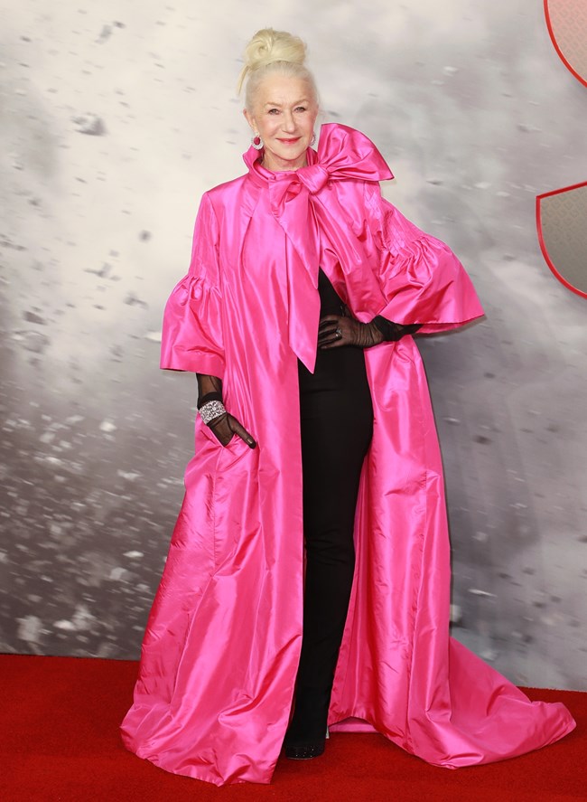 Έλεν Μίρεν: Στα 77 της χρόνια είναι πιο επιδραστική σταρ στη βιομηχανία μόδας. Και μας το αποδεικνύει συνεχώς