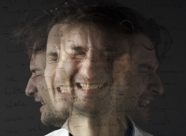 Θεσσαλονίκη: Η θεατρική παράσταση "Γράμμα στον Πατέρα" του Φραντς Κάφκα, από την Ομάδα Θέατρο Πρόταση, στο Goethe Institut