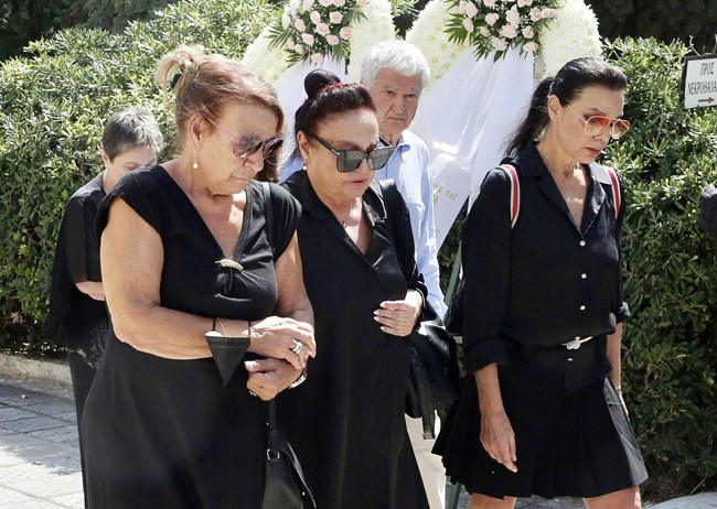 Δάνης Κατρανίδης: Συγκίνηση στο τελευταίο "αντίο" του ηθοποιού