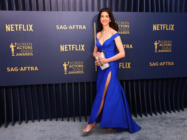 SAG Awards 2024: Οι εντυπωσιακές εμφανίσεις στο κόκκινο χαλί