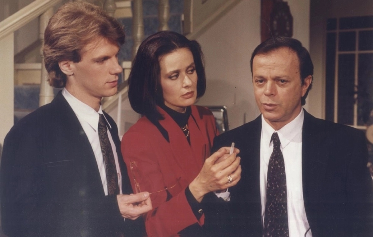 Κάτια Δανδουλάκη: Με μακριά καστανά μαλλιά σε εξώφυλλο περιοδικού πριν από 40 χρόνια