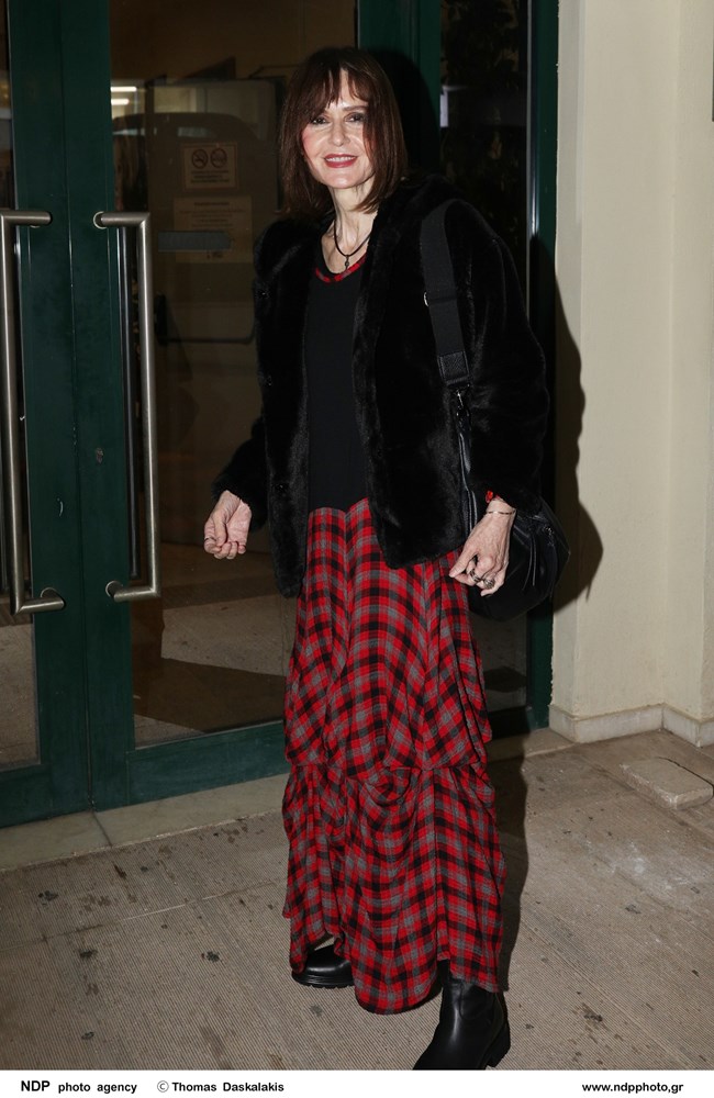 Κάτια Δανδουλάκη: Φόρεσε το τέλειο ανοιξιάτικο καρό φόρεμα