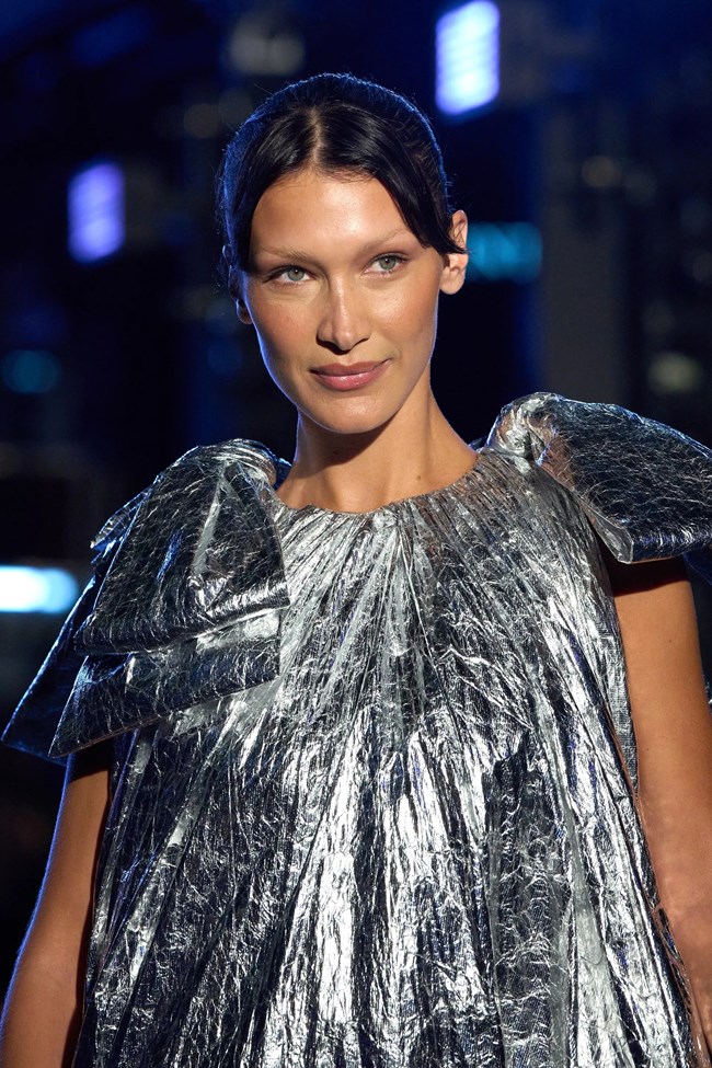 Μπέλα Χαντίντ, Vogue