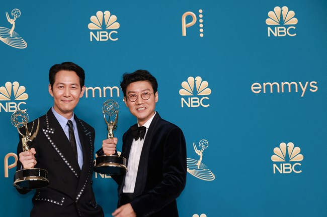 Βραβεία Emmy: Ζεντέγια και Λι Τζονγκ-Tζε οι μεγάλοι νικητές για Euphoria και Squid Game