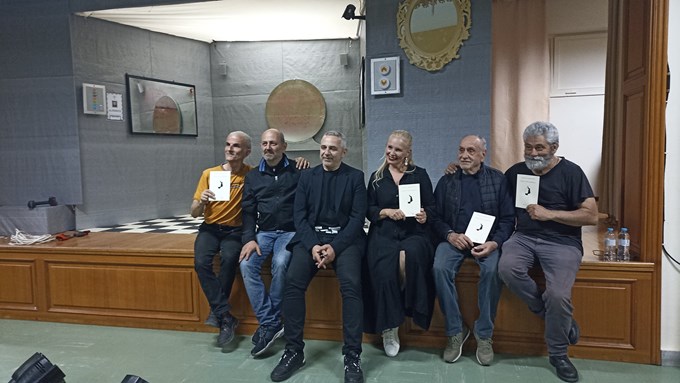 θεατρικη παρασταση