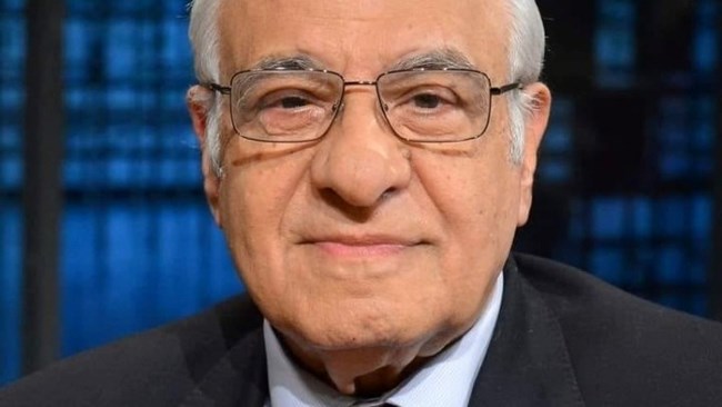 Το "Αυγουστιάτικο φεγγάρι": ένα κείμενο του αστροφυσικού Διονύση Σιμόπουλου που έφυγε από τη ζωή