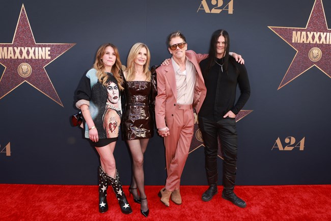 Κέβιν Μπέικον, οικογένεια