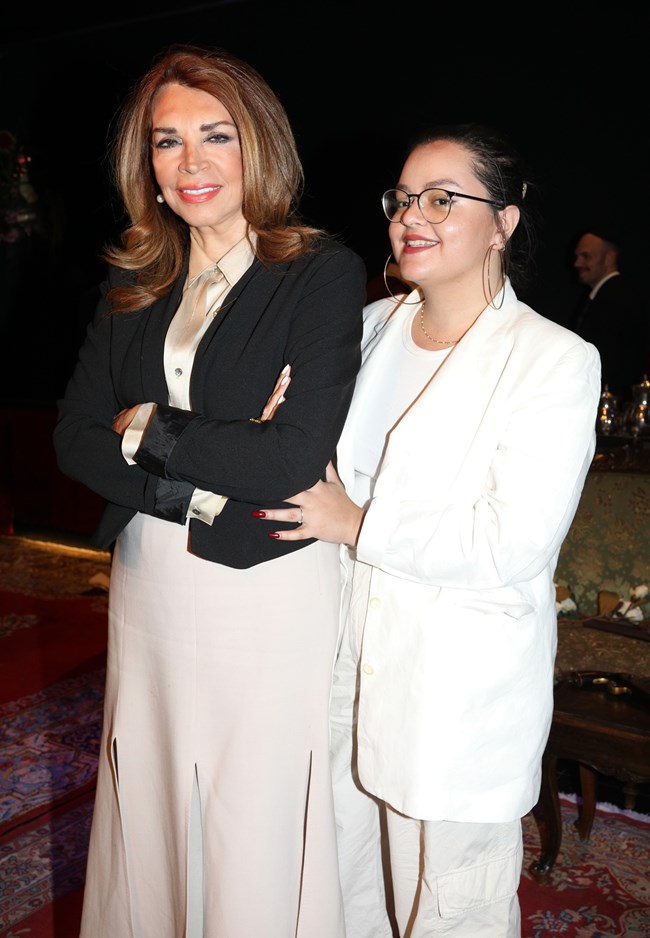 Μιμή Ντενίση: Σπάνια δημόσια εμφάνιση με την κόρη της, Μαριτίνα - Δείτε φωτογραφίες