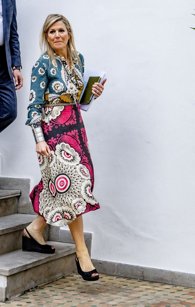 βασιλισσα_μαξιμα_εθνικ_στιλ