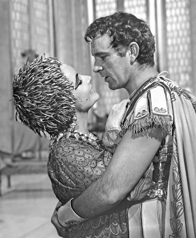 Ελίζαμπεθ Τέιλορ, Κλεοπάτρα