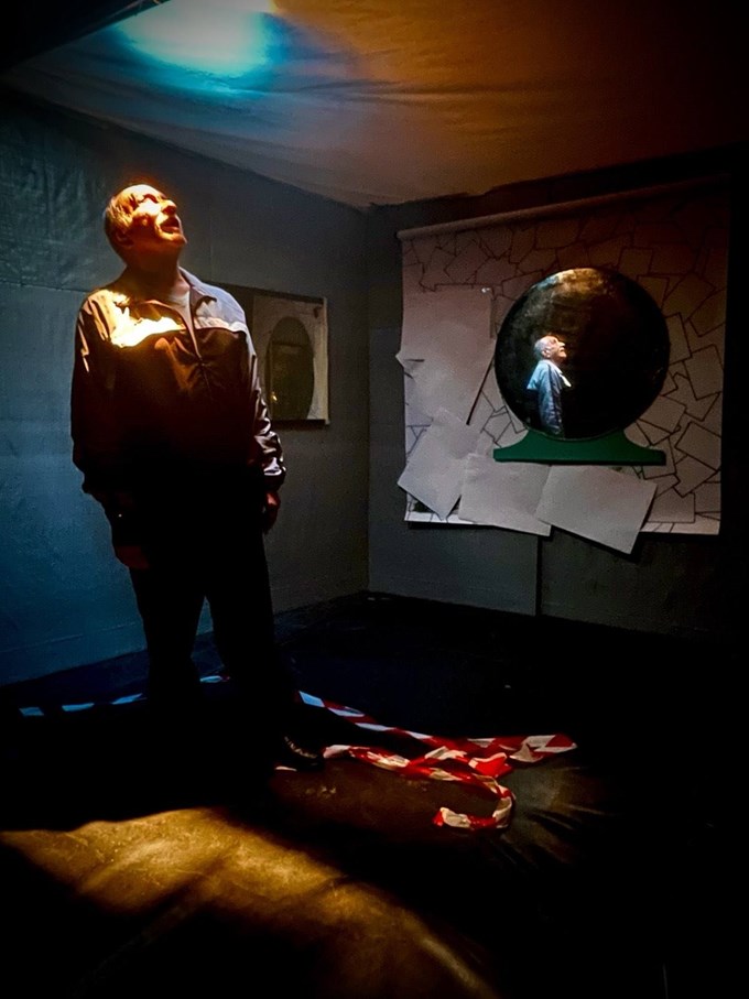 θεατρικη παρασταση