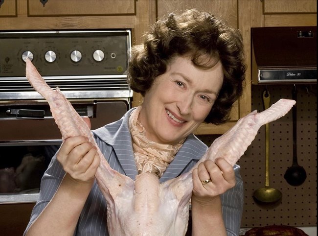 Τζούλια Τσάιλντ: η πληθωρική σεφ που λάτρεψε η Αμερική
