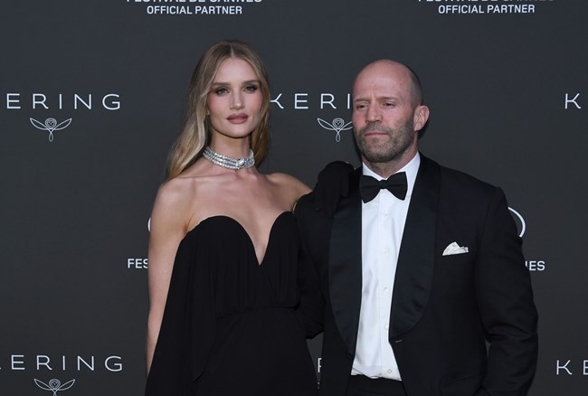 Τζέισον Στέιθαμ: Ο 23χρονος (παρολίγο Ολυμπιονίκης) Τζέισον, σε μια υπέροχη κατάδυση το μακρινό 1990. Και με μαλλιά!