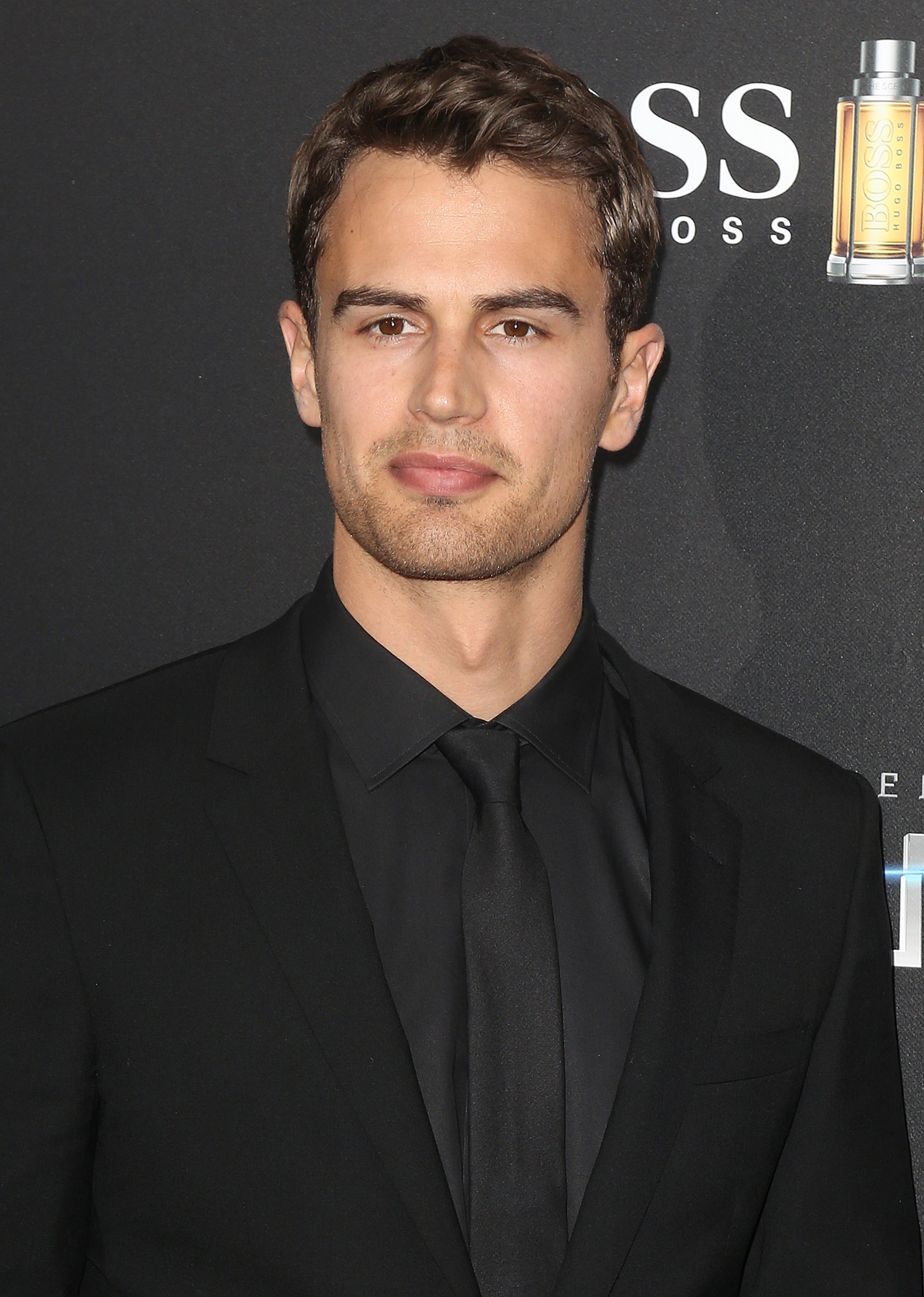 Θίο Τζέιμς: "Κανείς δεν επιλέγει να γίνει πρόσφυγας"