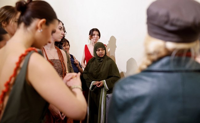 Επίδειξη Μόδας, μετανάστες σχεδιαστές