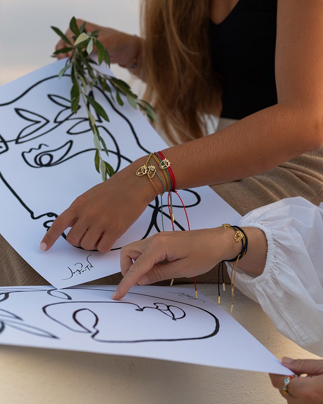 Coco Fico x mtheta: Μια συλλογή αφιερωμένη στο ελληνικό καλοκαίρι