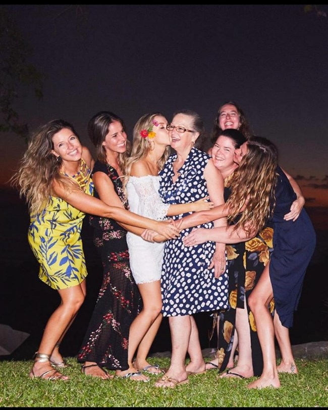 Ζιζέλ, μαμά