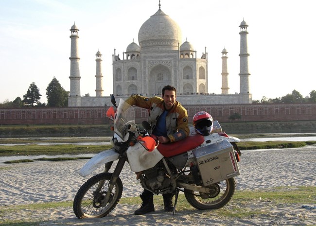 Ο ταξιδευτής Ηλίας Βροχίδης συνεχίζει τώρα το όνειρο του στις ΗΠΑ