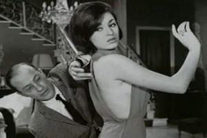 68 χρόνια πριν: Η κομψή εμφάνιση της Μάρθας Καραγιάννη στα γυρίσματα της κωμωδίας "Αδέκαροι Ερωτευμένοι"